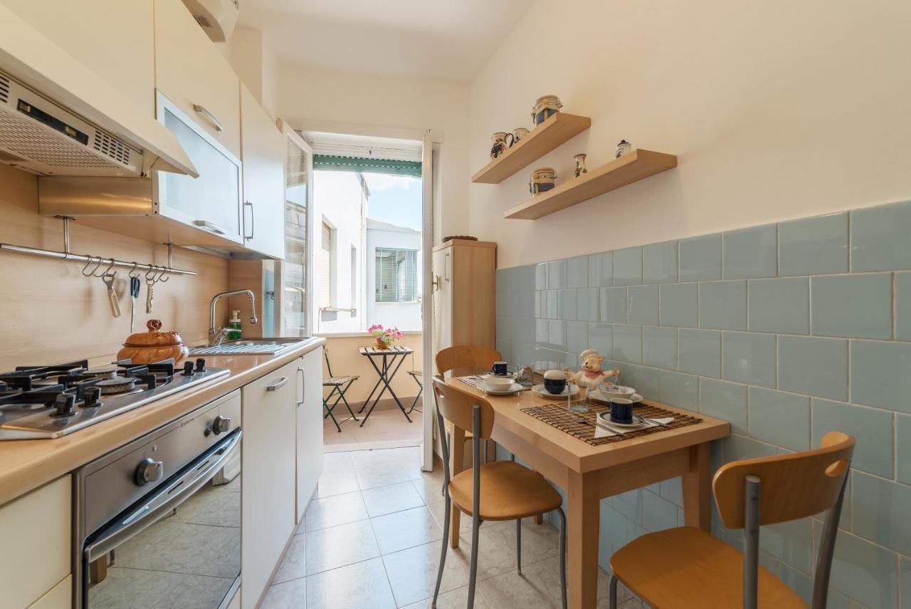 San Giovanni Apartment With Balcony Rome Exterior photo